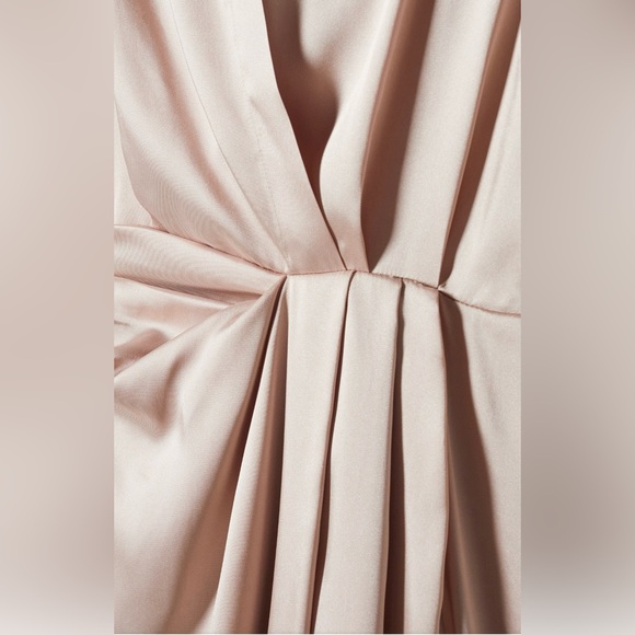 Mango Side-slit satin dress    Size  8 - Picture 5 of 7